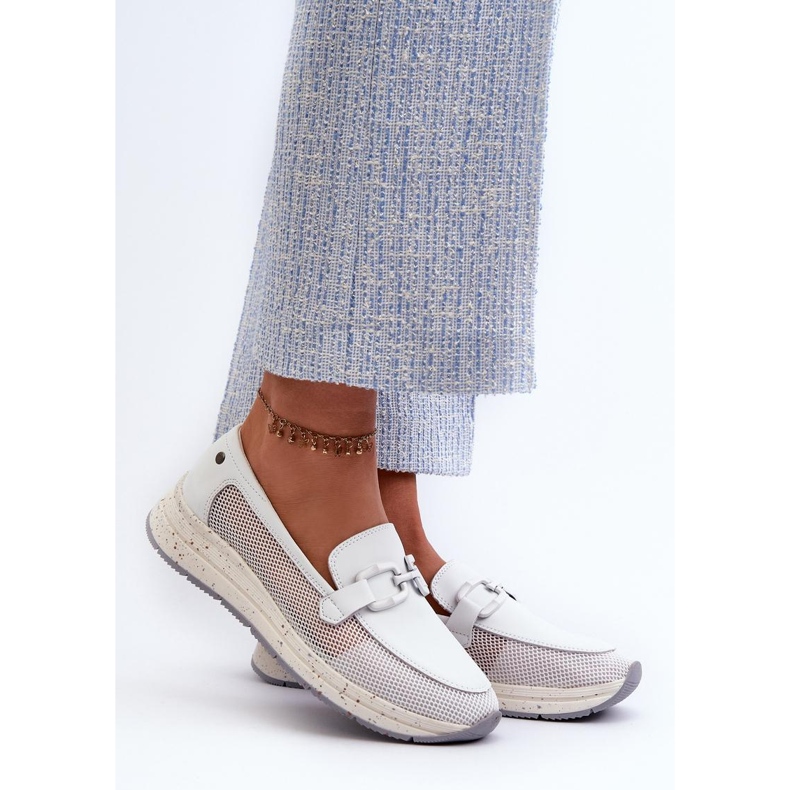 Weiße Sportmokassins 1