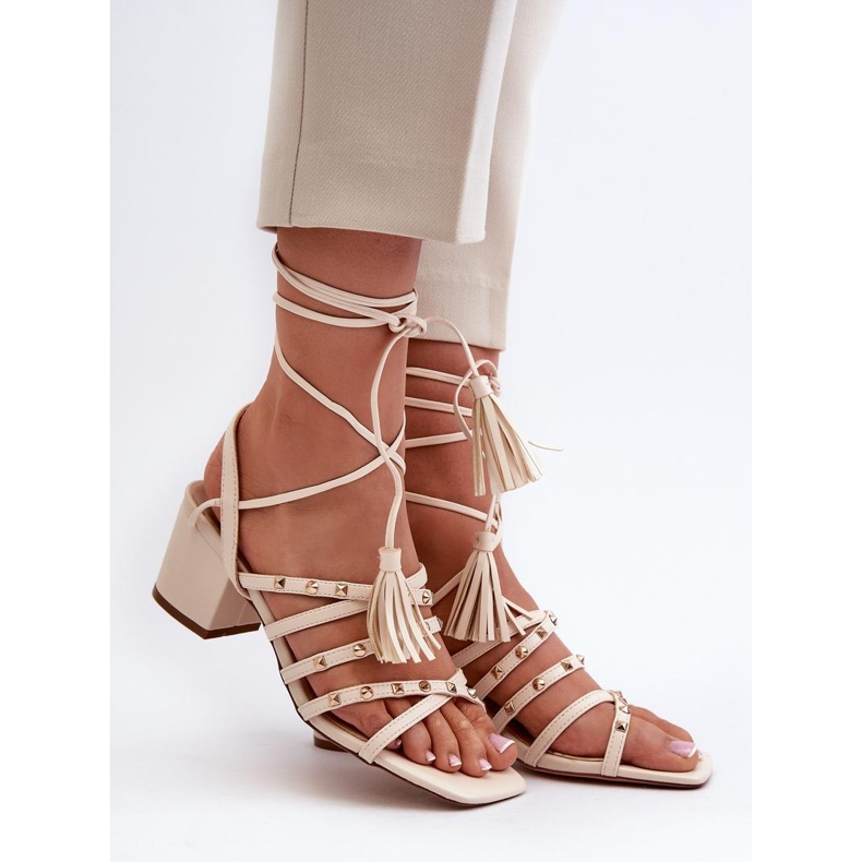 Damensandalen mit Nieten 3973, beige 1