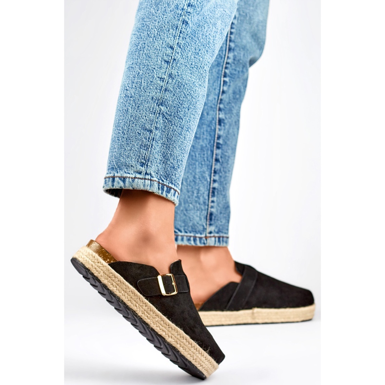 Geschlossene Damen-Flipflops DM802B, schwarz 1