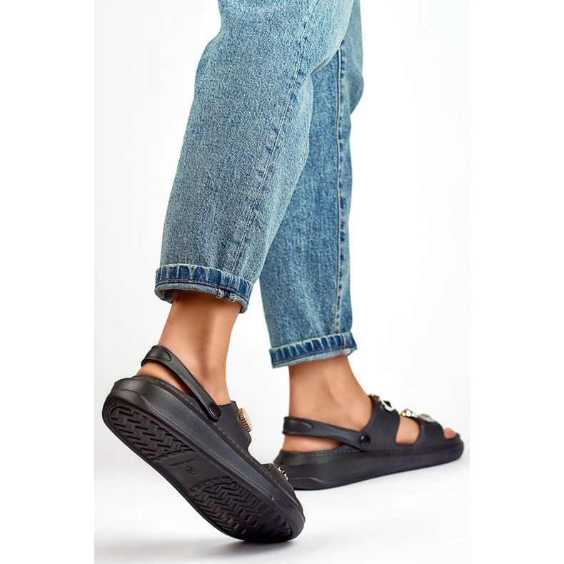 Damensandalen mit Verzierungen JHC3071B schwarz 1