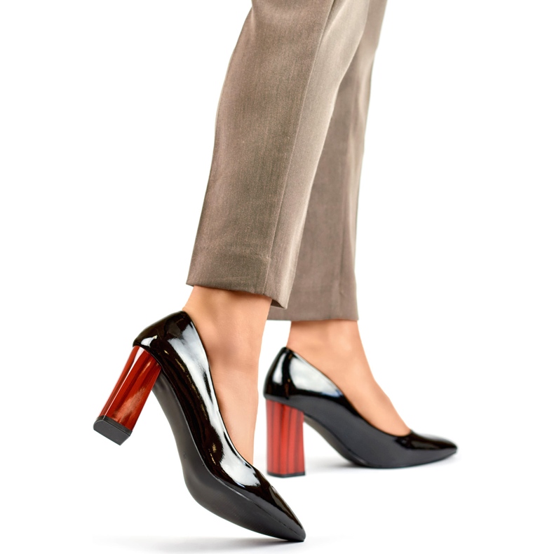 Lackierte Pumps GD-FL486B-B schwarz 1