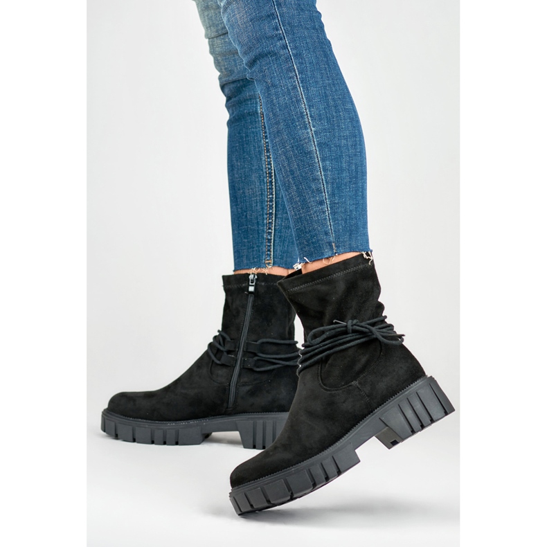 Stiefel Modell DE1127S-B Schwarzes Wildleder 2