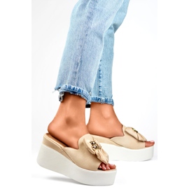 Sandale Flip-Flops Modell 8082BE Beige 1