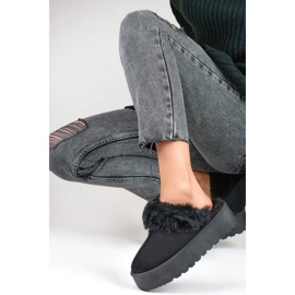 Hausschuhe Modell 81366-1B schwarz 1