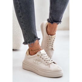 Frauen -Sneaker auf der Plattform mit Herzen Beige 2