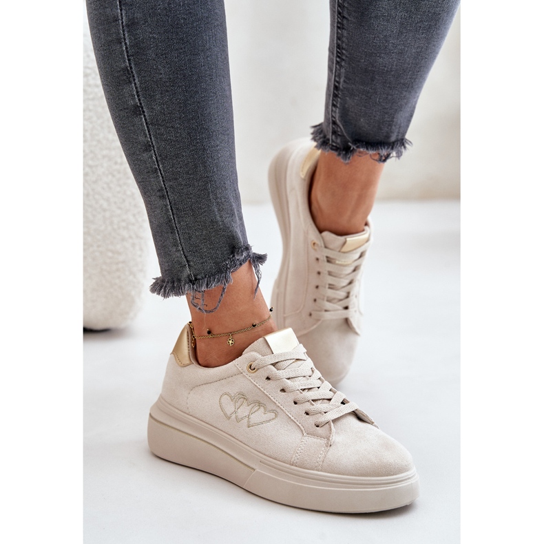 Frauen -Sneaker auf der Plattform mit Herzen Beige 2