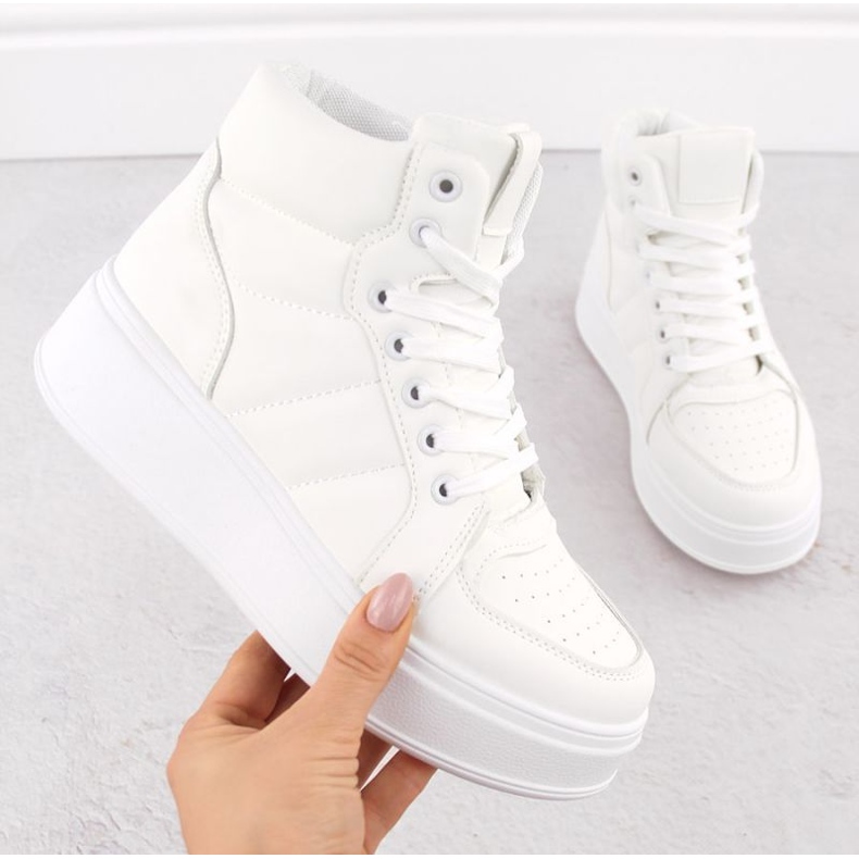 News Neuigkeiten hohe Sportschuhe W 8166 EVE465A weiß 1