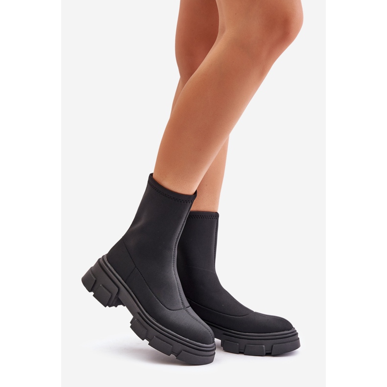Schwarze Ravendria-Slip-On-Stiefel mit flachem Absatz 1
