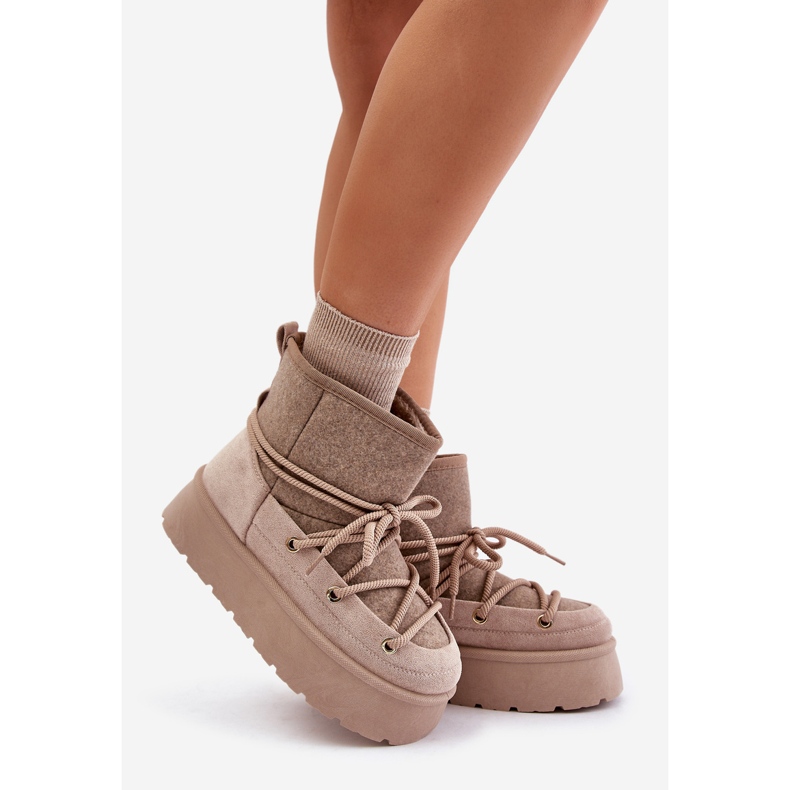 Beigefarbene Mavora-Schneestiefel mit Schnürung auf der Plattform 1