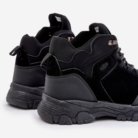 News Isolierte Schnür-Trekkingschuhe für Herren in Schwarz von Zerista 2