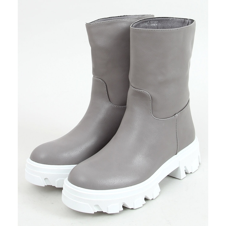 Stiefel mit schlichtem Obermaterial in Jowita Grey grau 1