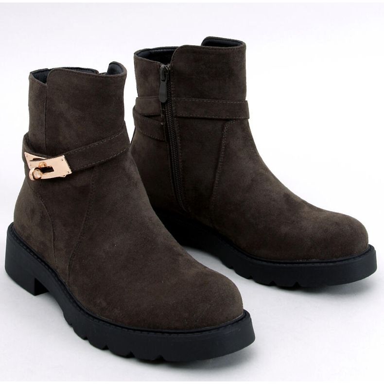 Flache Stiefeletten aus grünem Wildleder von Drapers 1