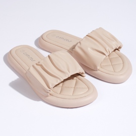 Damen-Flip-Flops in Beige mit Rüschen 1