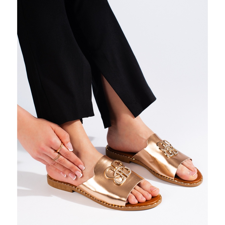Stylische goldene Damen-Flip-Flops 1