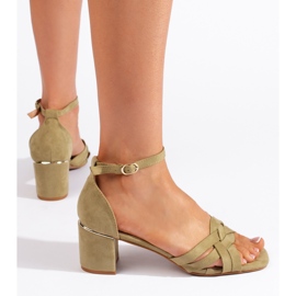 Damensandalen aus grünem Wildleder 1