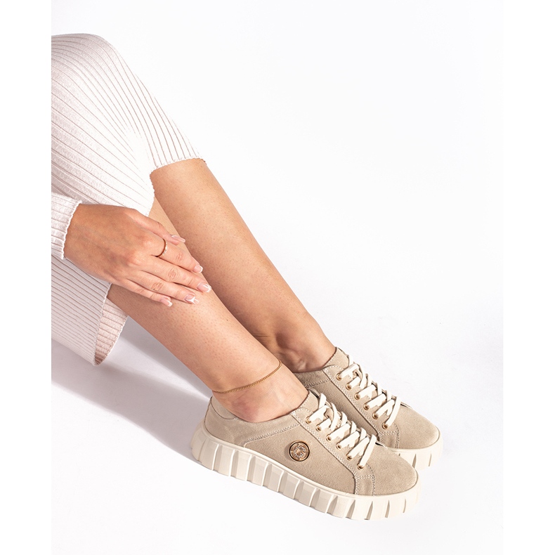 Hellbeige Plateauschuhe aus Wildleder 2