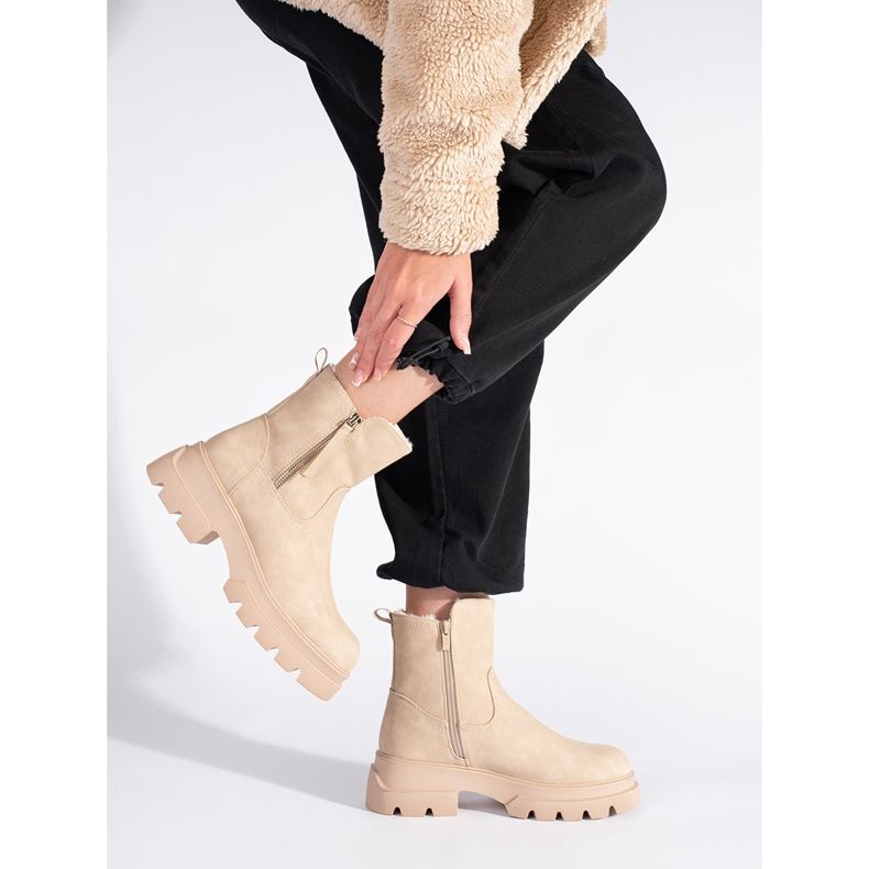 Beige isolierte Damenstiefel von Sergio Leone 1