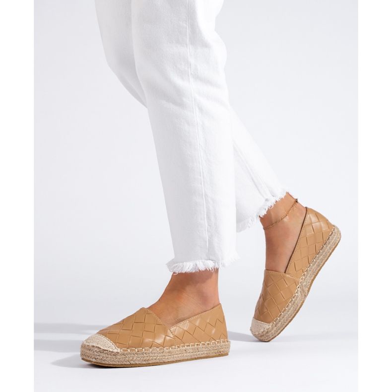 SHELOVET Gesteppte Espadrilles braun 1