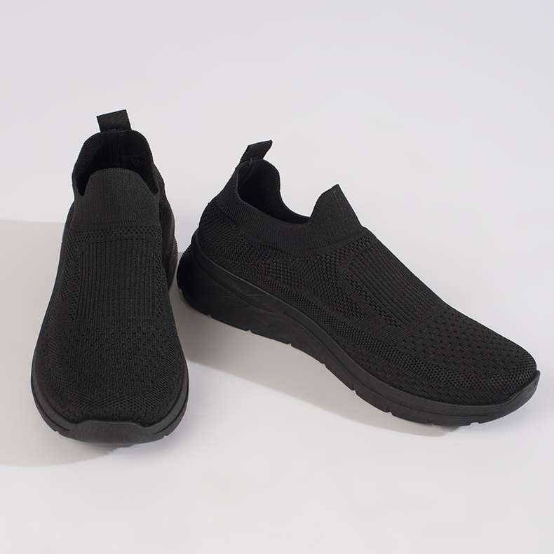 Schwarze Damen-Fitnessschuhe 1