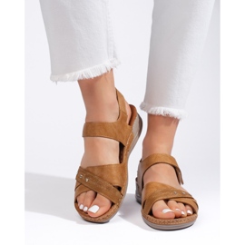 Leichte Kamel-Plateausandalen für Damen braun 2