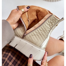 Lederstiefeletten auf der Plattform Maciejka 06751-25 Gold golden 2