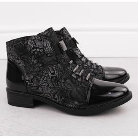 Schwarze Damenstiefeletten mit silbernem Blumenmotiv Sabatina DM24-08 2