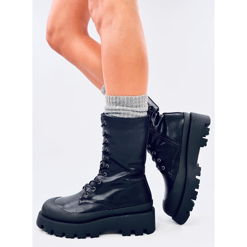 Knight Schwarze Schnürstiefel 2