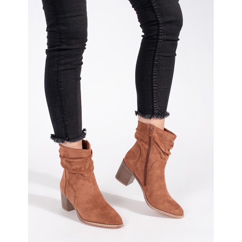 Braune Wildlederstiefeletten mit gerüschtem Obermaterial 2