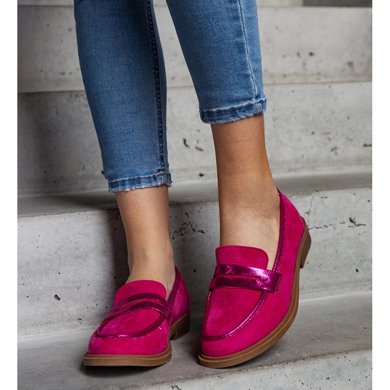 Rosafarbene Samtmokassins mit glänzenden Einsätzen von Leonolena 2
