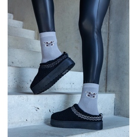 Schwarze Plateau-Schneestiefel mit niedrigem Schaft und gesticktem Greene-Muster 1