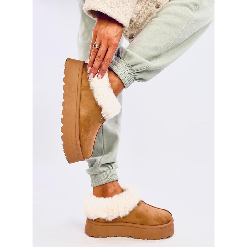 Yogi Camel kurze Schneestiefel mit Fell braun 2