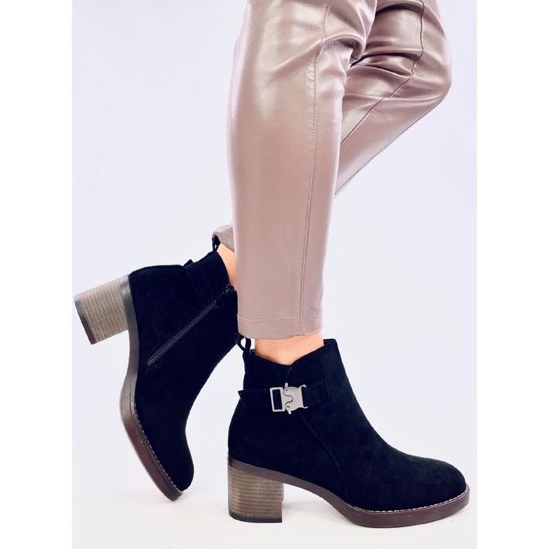 Klassische hochhackige Stiefel Marsha Black schwarz 2