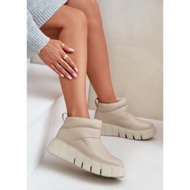 Zazoo 60470 Lederstiefel mit Wolle isoliert auf der hellbeigen Plattform 6