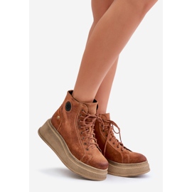 Wildleder-Stiefeletten auf massivem Plateau Maciejka 06309-29 Braun 1