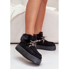 Niedrige Plateau-Schneestiefel für Damen mit Fell, Schwarz Neathren 2