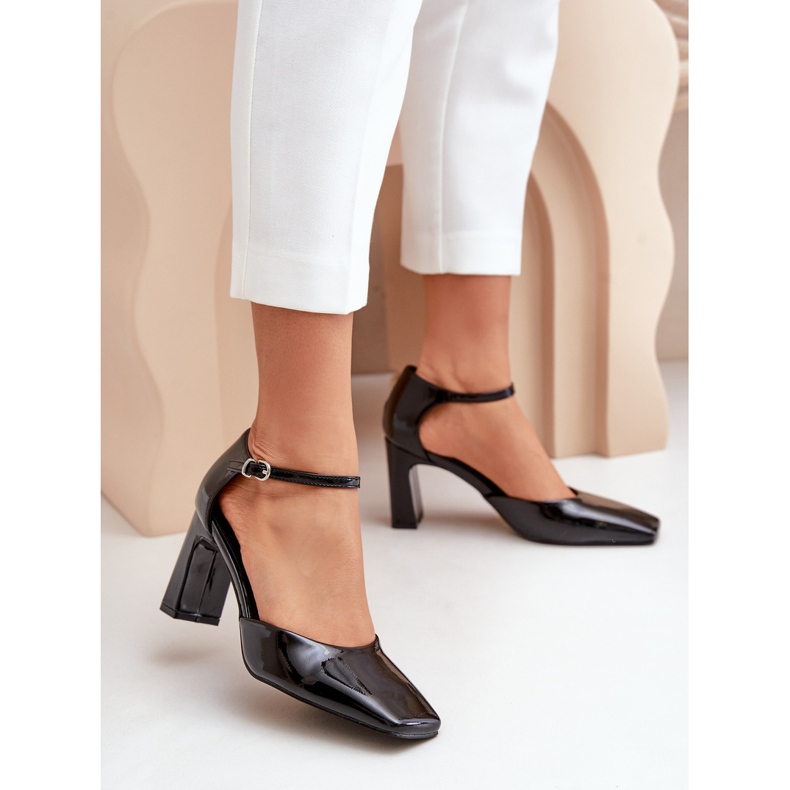 Pumps auf hohem Absatz aus Lackleder, schwarz Emindria 2