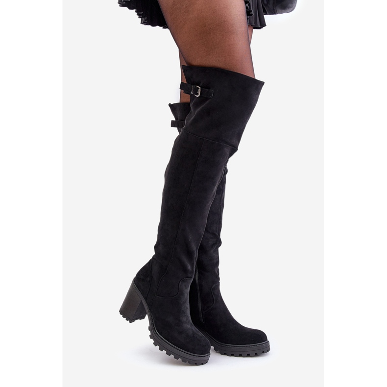 Schwarze Niaviera isolierte Overknee-Stiefel mit hohem Absatz 1
