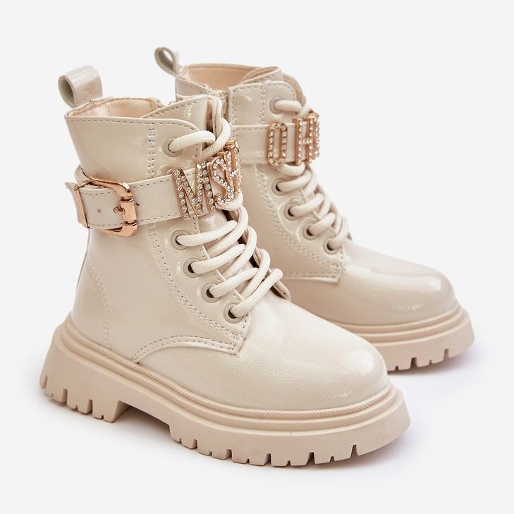 Mädchenstiefel aus Lackleder mit Zierriemen, beige Gilian 1