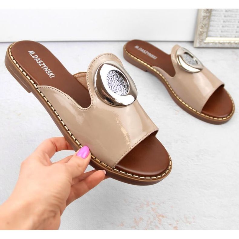 M.Daszyński W SAN34 beige Lackpantoffeln 2