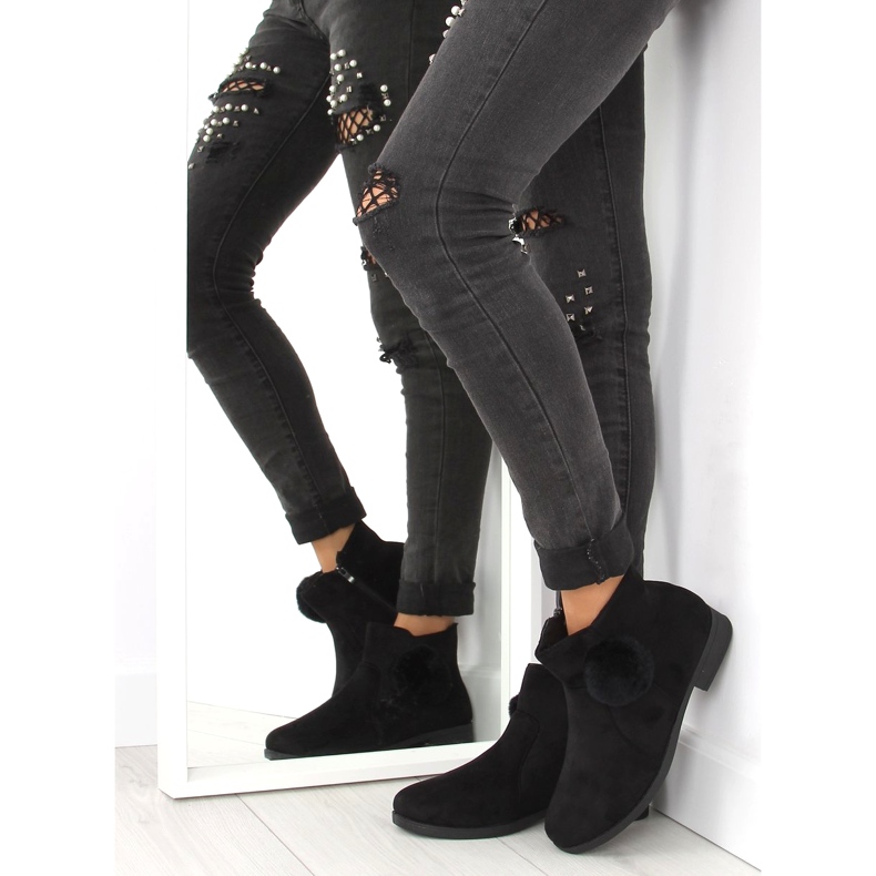 Schwarze Damenstiefel mit Bommel X-15 schwarz 2