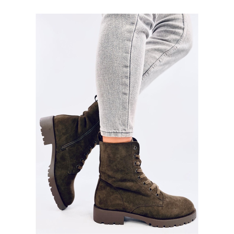 Grüne Schnürarbeiter 1