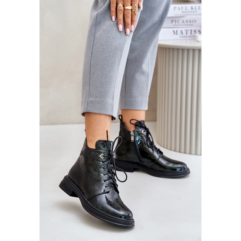 Stiefel Modell Da LZ42-042 Dunkelgrüner Lack 1