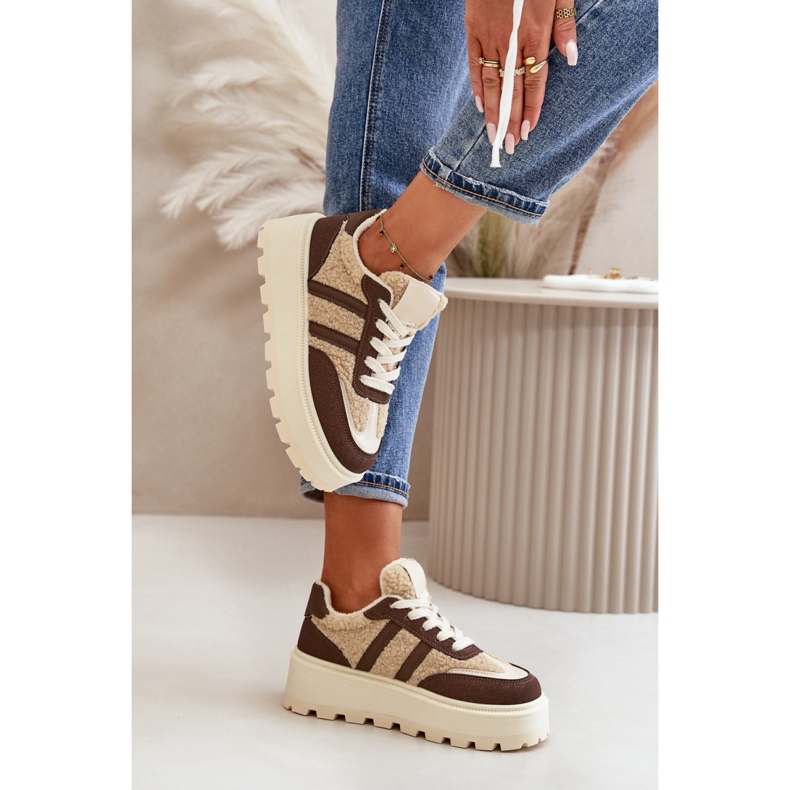 Sportschuhe Modell 24886 Braun 1