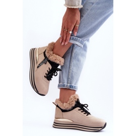 Sportschuhe Modell 21-Q99 beige 2