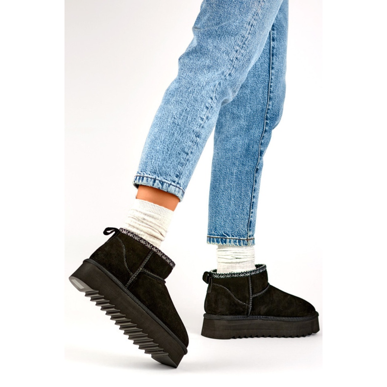 Mit Ökofell isolierte Damen-Schneestiefel YU9001B, schwarz 1