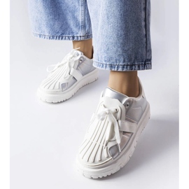 Silberne Damen-Sportsneaker auf der Plattform silber- 1