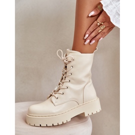 Isolierte Frauenstiefel mit beige Stiften 1