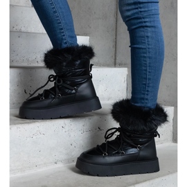 Schwarze isolierte Damen-Schneestiefel mit Fell 1