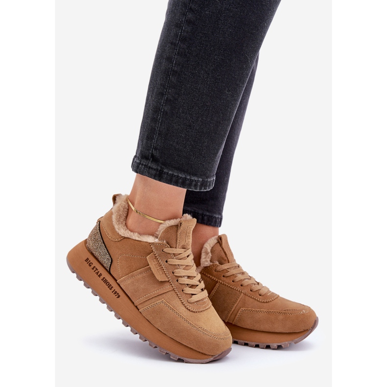 Damen-Sneakers aus Wildleder mit Fell und glänzendem Element Big Star OO274578 Hi-Poly System Camel braun 1