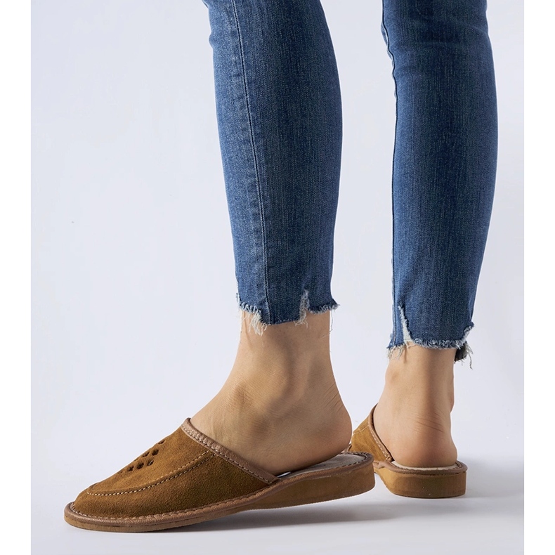 Braune Highlander-Hausschuhe für Damen 1